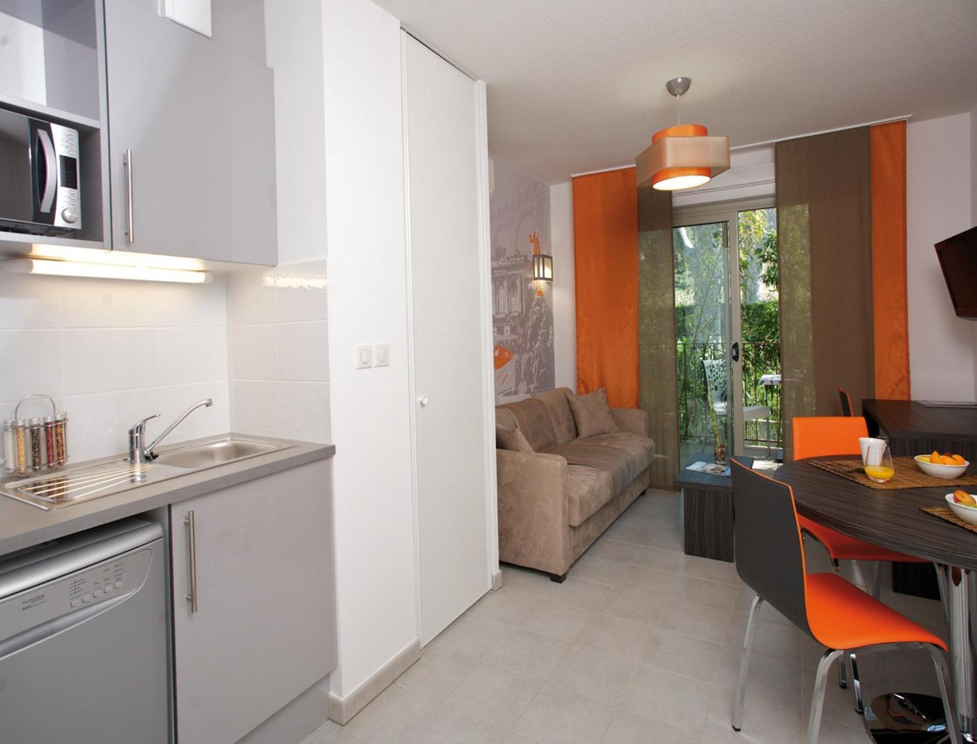 One-Bedroom Apartment,1215194899:JPEG